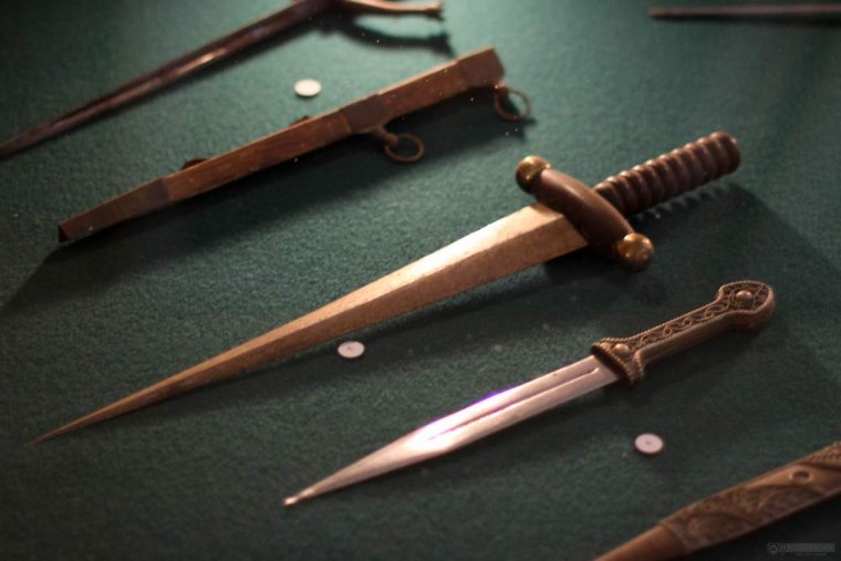 Антиквариат ножей Коллекционирование