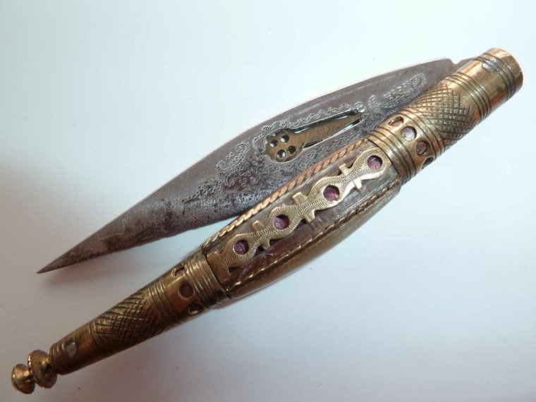 Наваха 19 век