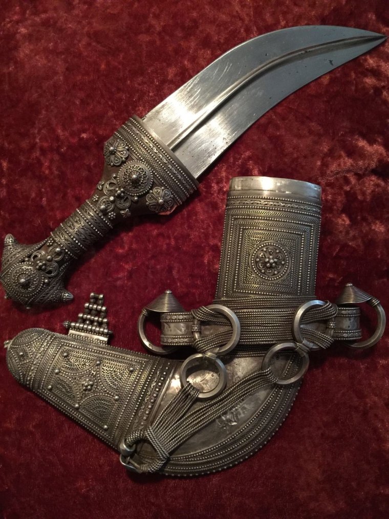 Кинжал Джамбия древние