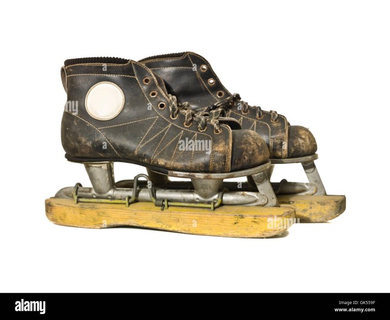 Первые фигурные коньки