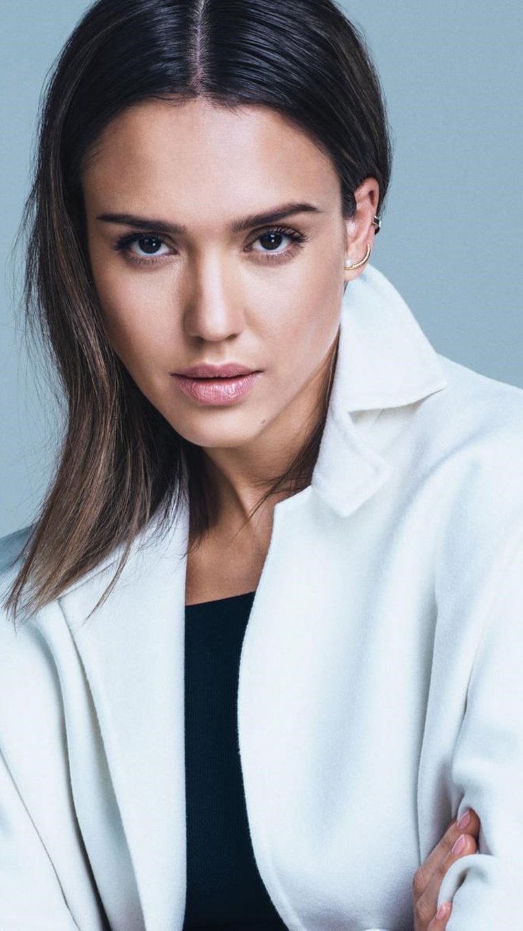 Джессика Альба