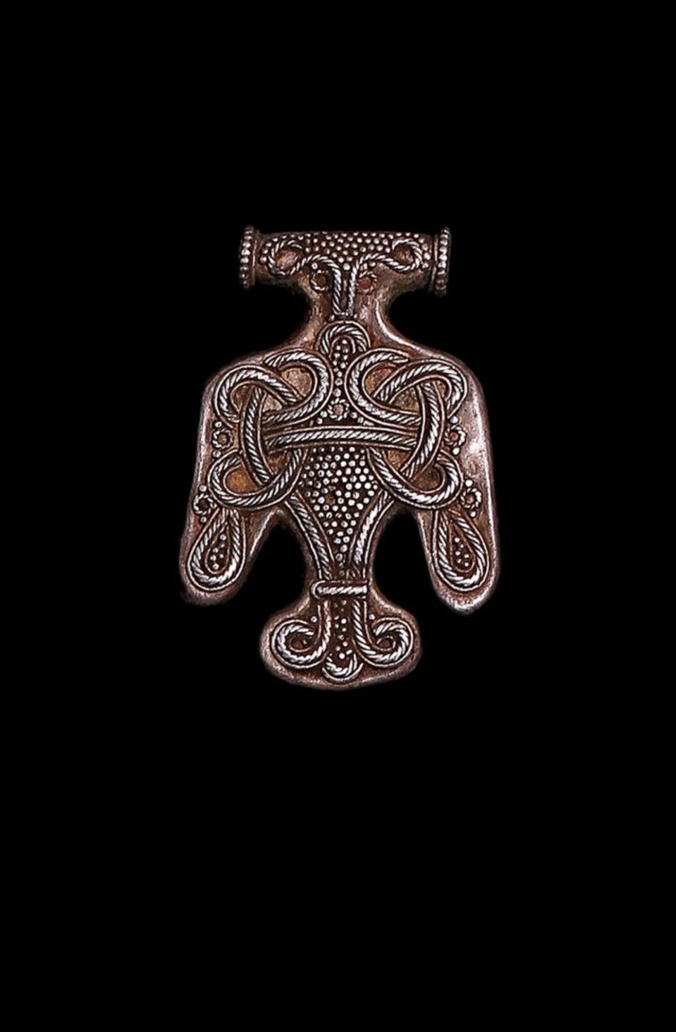 Крест викингов