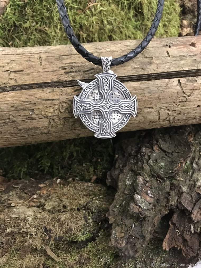 Кельтский амулет Кельтский крест