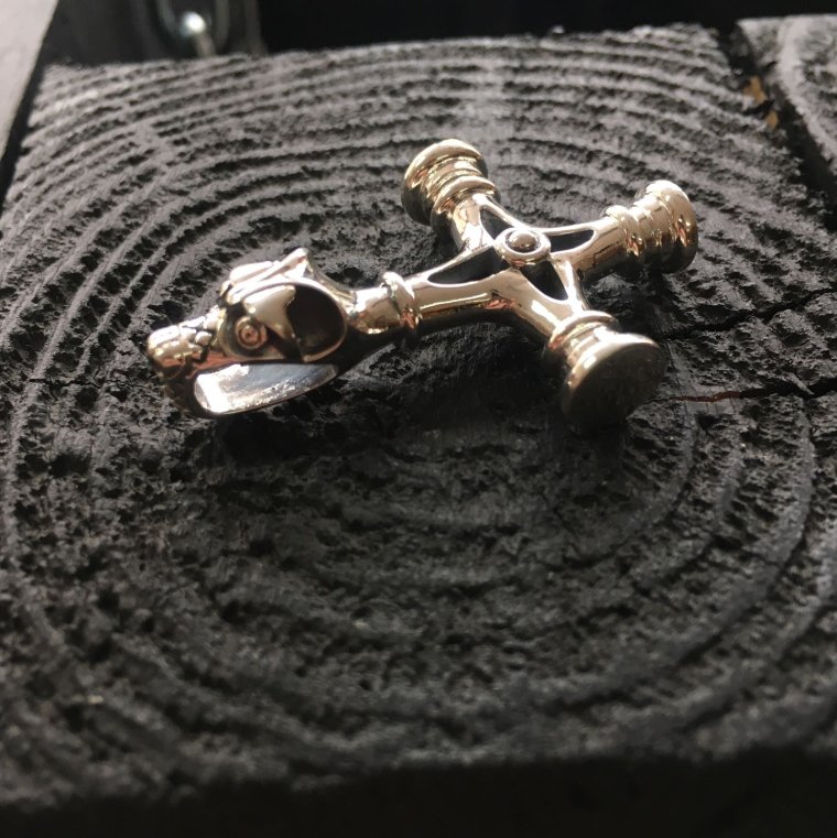 Амулет викингов Волчий крест