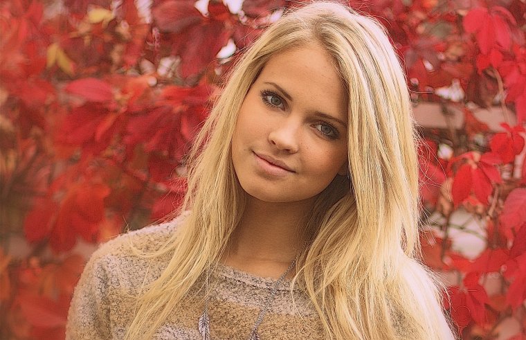 Эмили Мари Nereng 36 лет