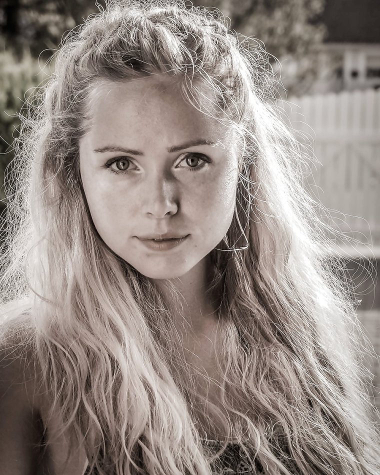 Изабелла Пойнтон