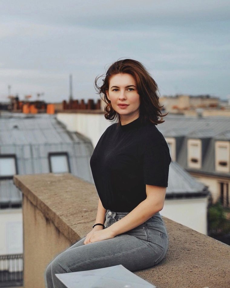 Актриса Котт Цуканова