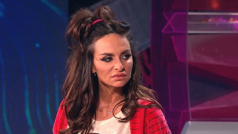 Камеди Вумен Марианна Махмутова