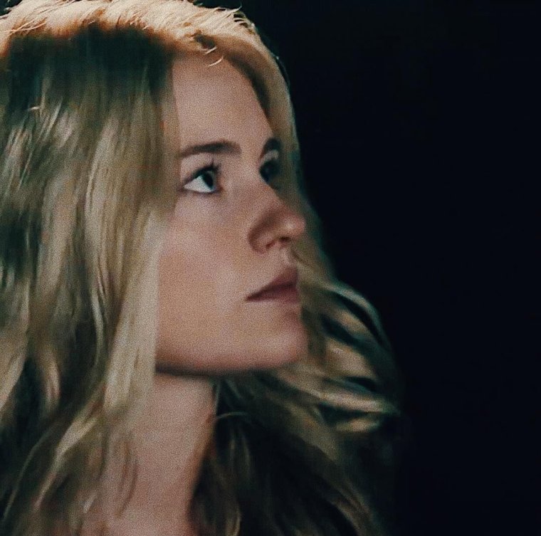 Жена Ивара бескостного актриса