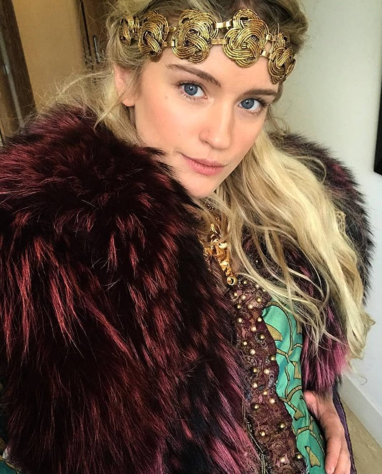 Алисия Агнесон