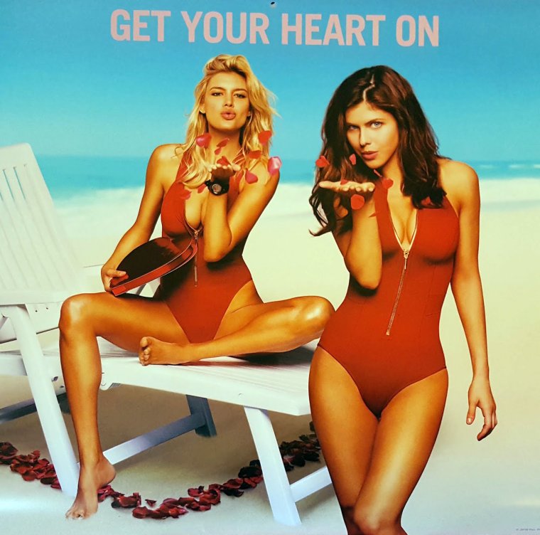 Спасатели Малибу: Запретный рай фильм 1995