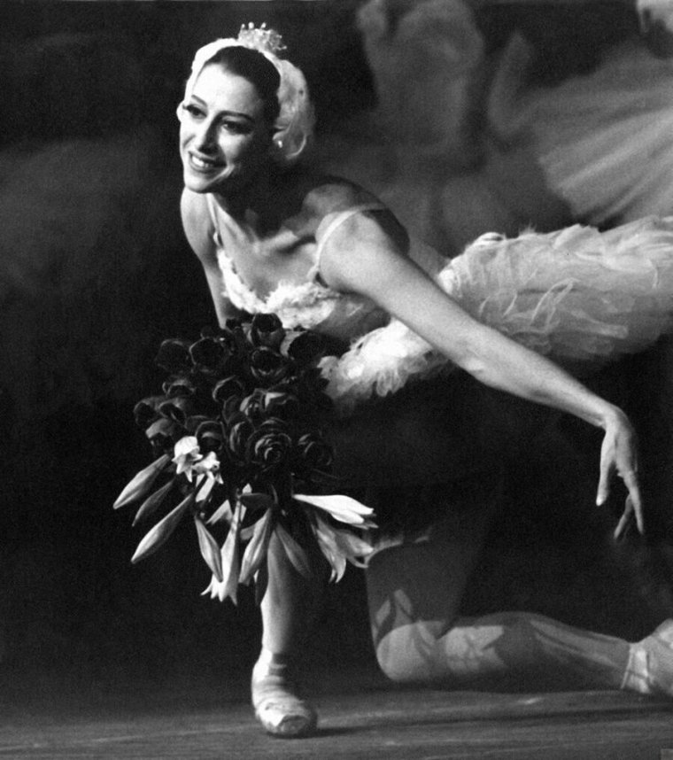 Майя Плисецкая Лебединое озеро