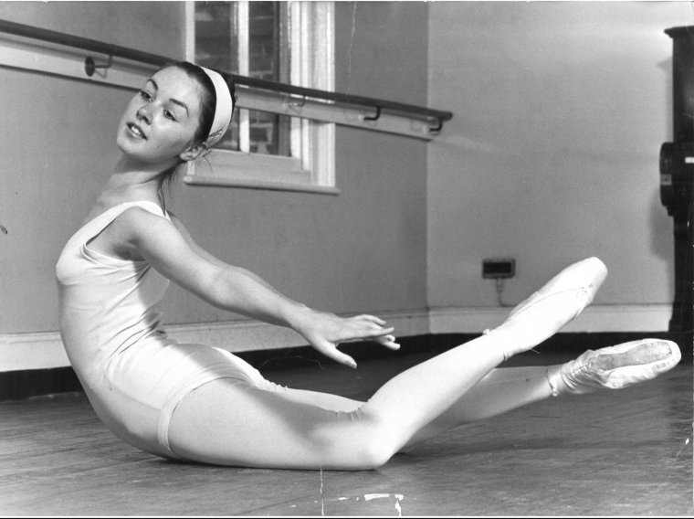 Габриэла Комлева балерина молодая