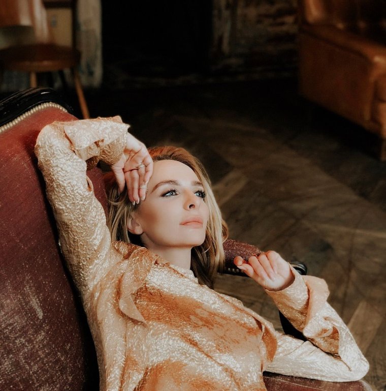 Comedy woman сцена