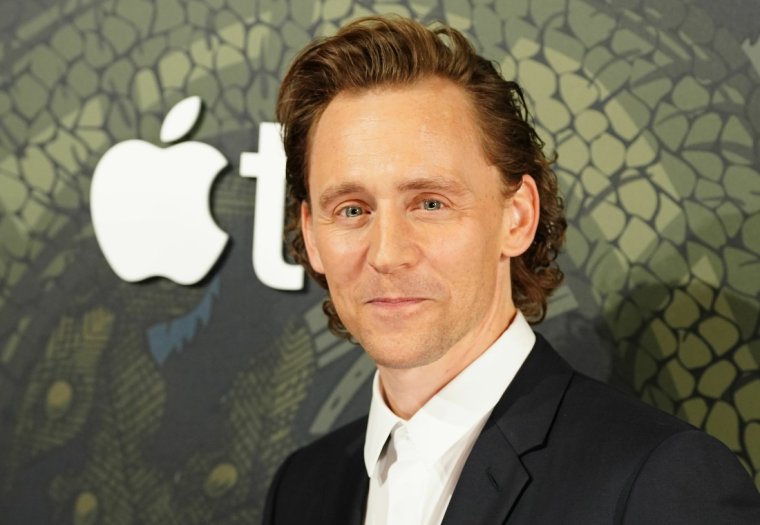 Tom Hiddleston Tony Awards в телефоне