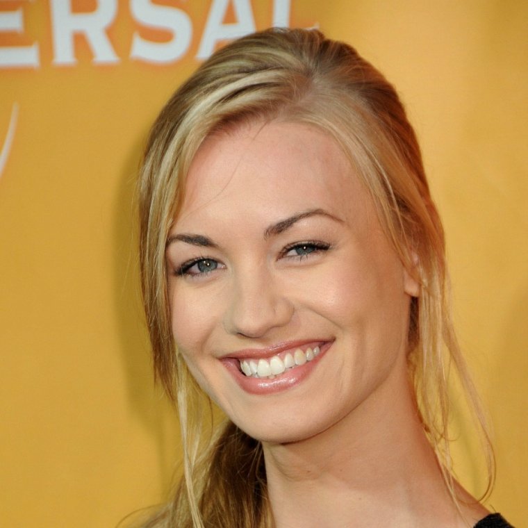 Актриса Ивонн Страховски