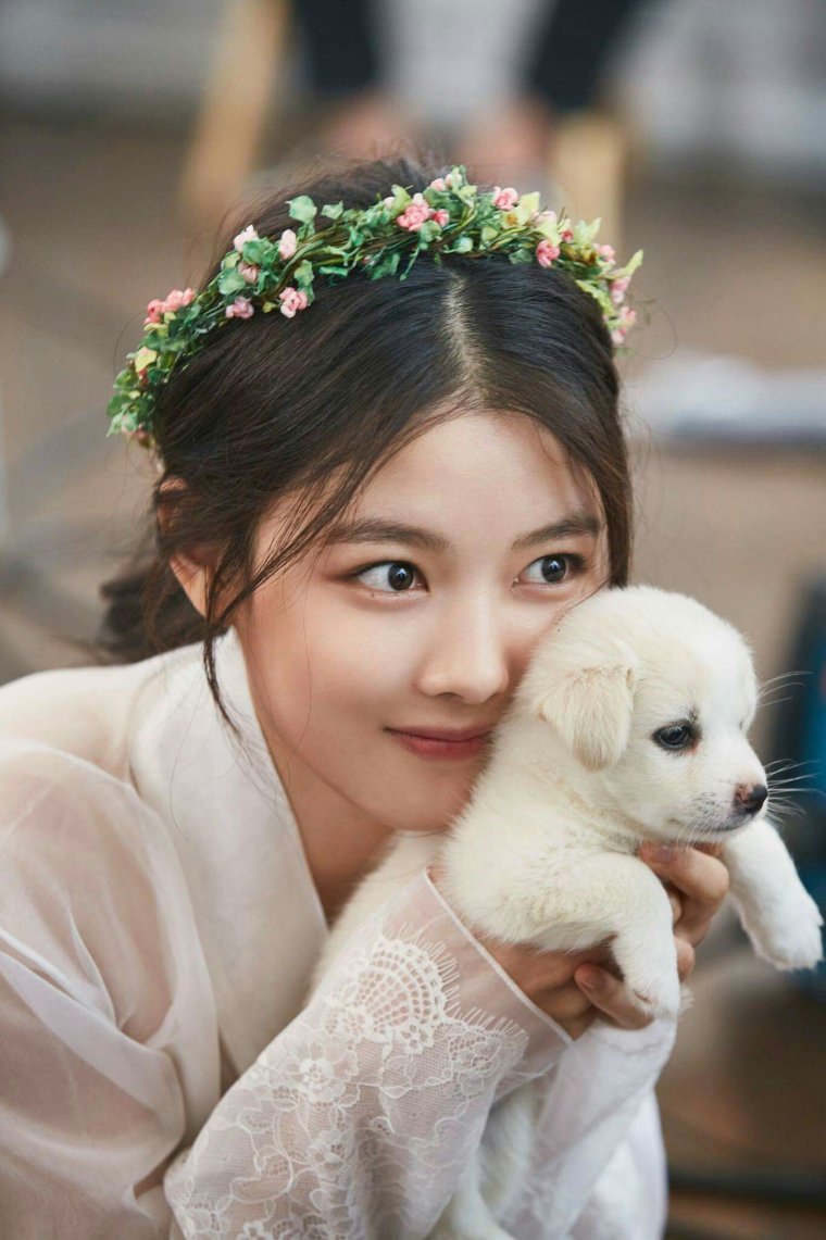 Свет Луны очерченный облаком