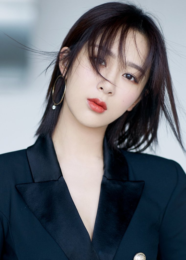 Китайская актриса Ян Цзы