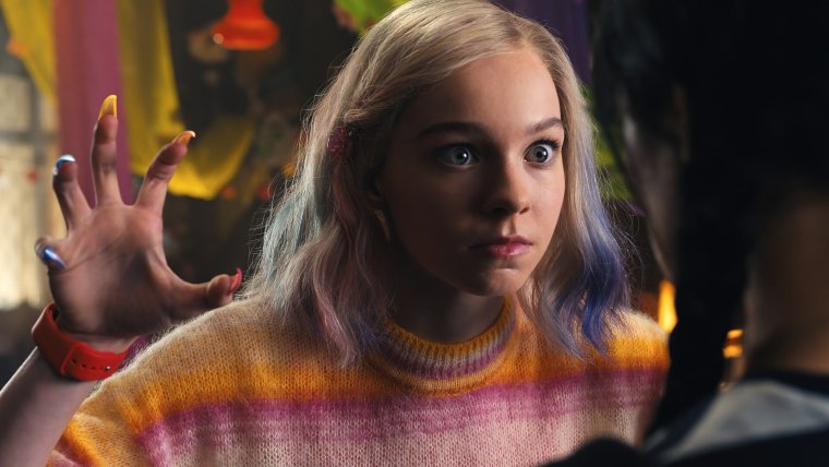 Эмма Майерс Энид