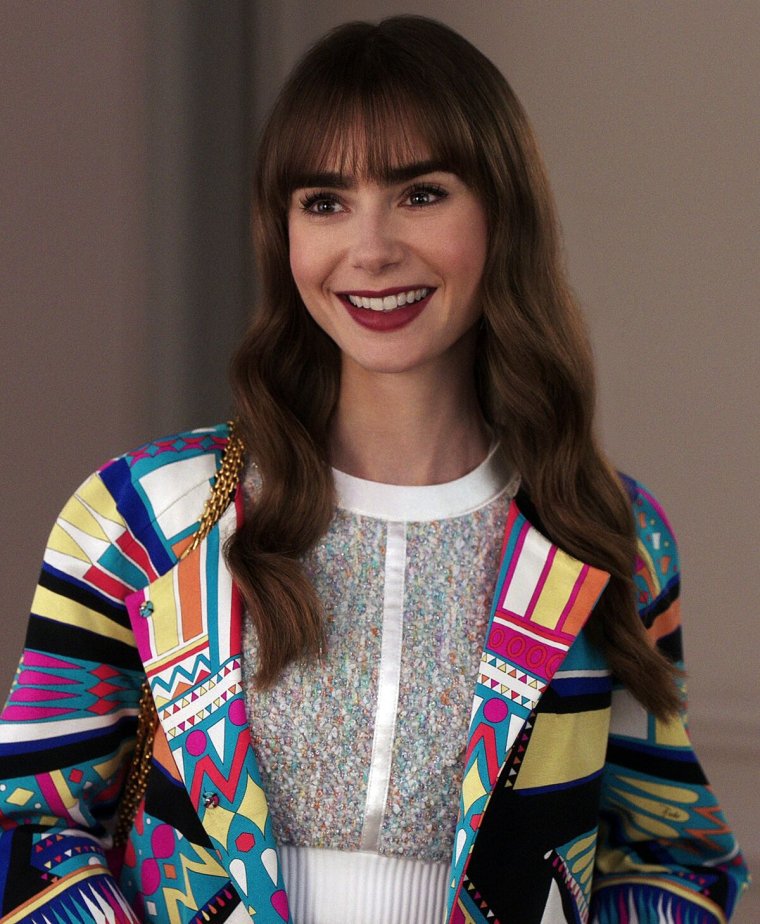 Лили Коллинз 2022