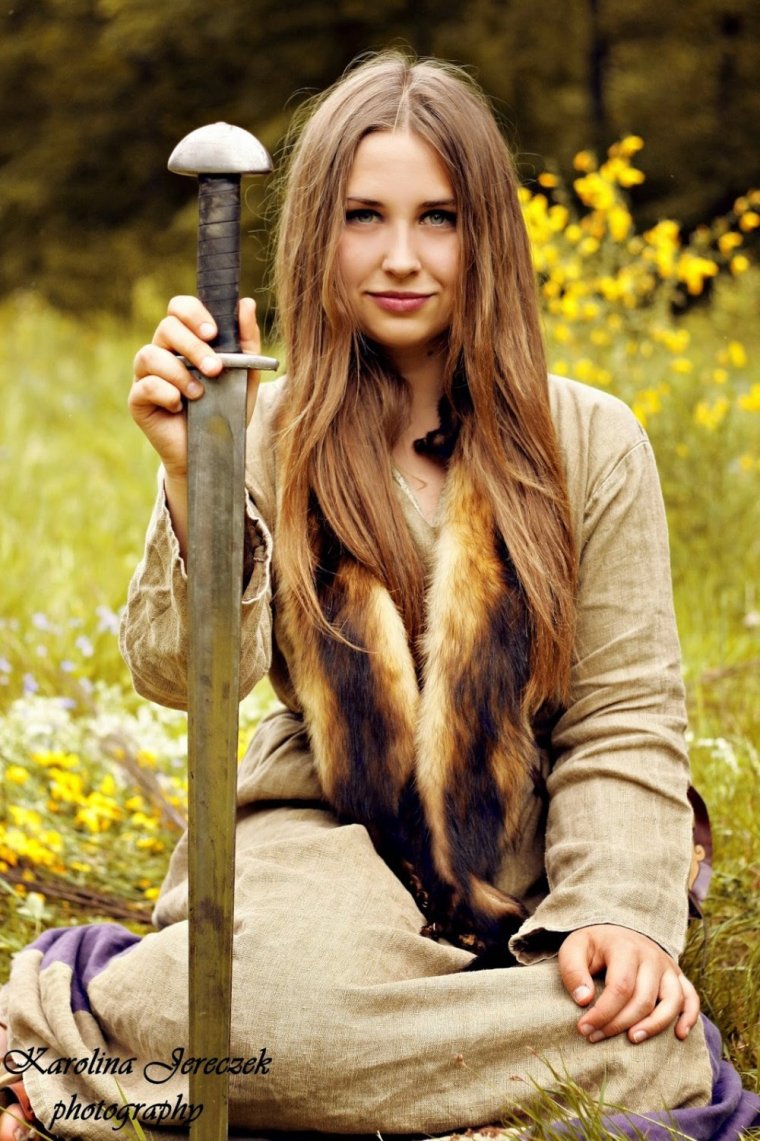 Скандинавия Викинги женщины