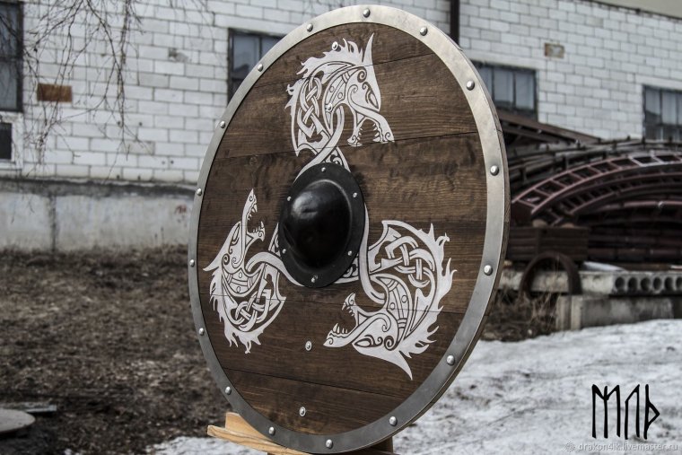 Круглый щит викингов