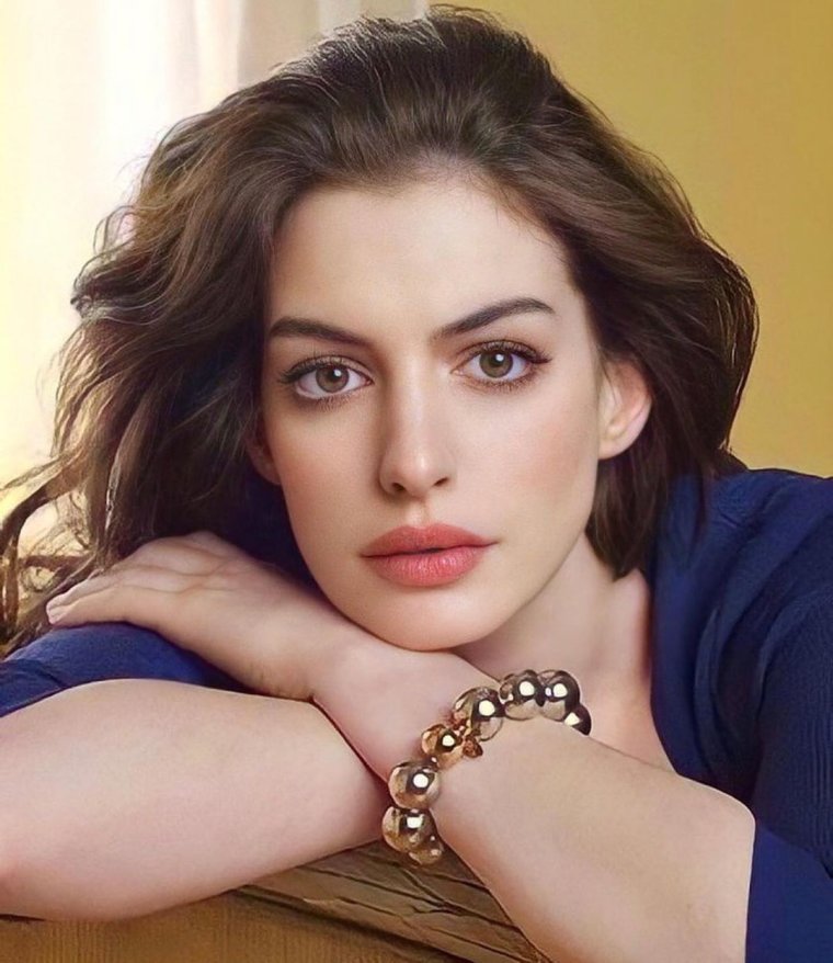 Энн Хэтэуэй 2005