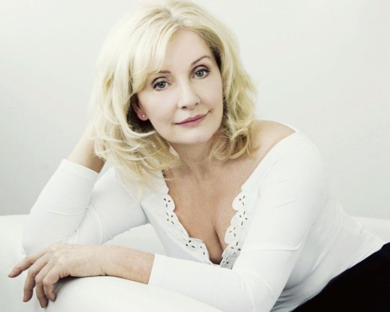 Красивые взрослые женщины