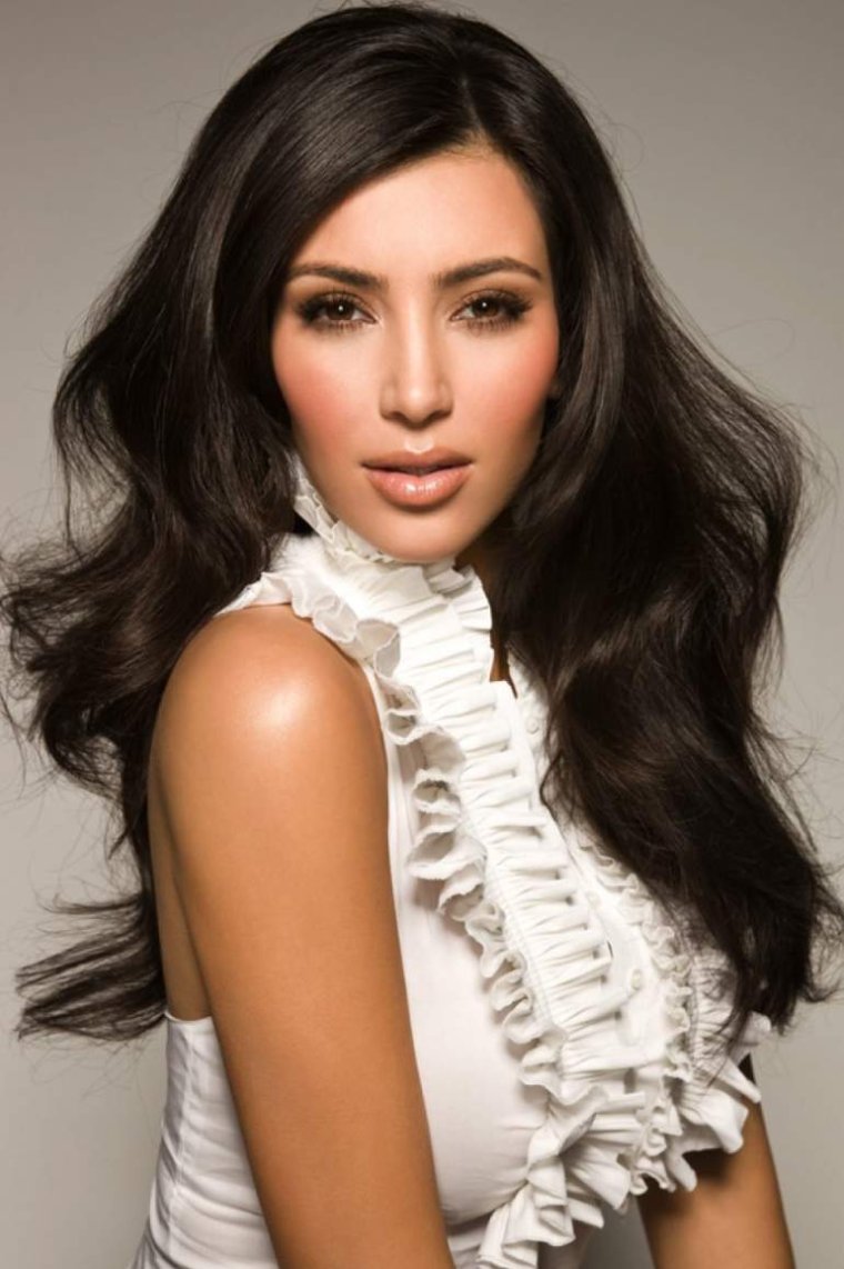 Кимберли «Ким» Кардашян Хамфрис