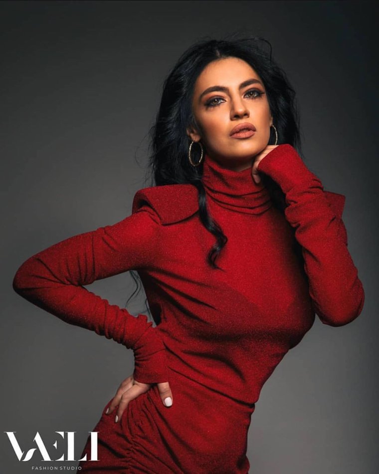 Эмма Манукян merk