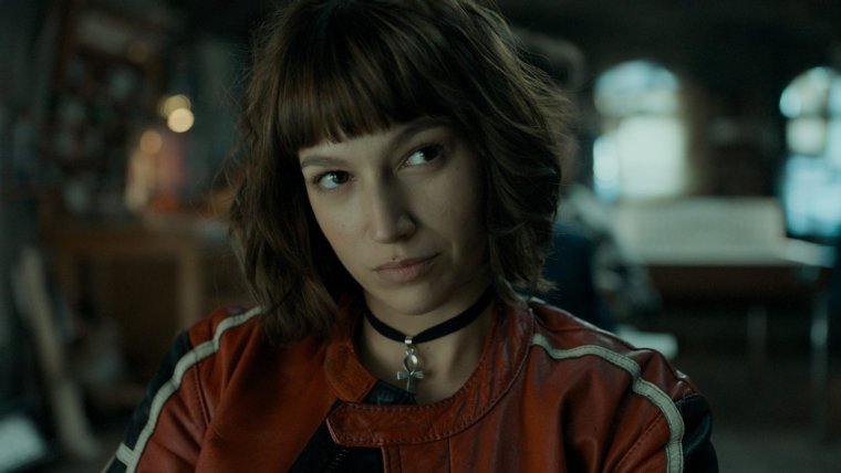 Урсула Корберо в сериале бумажный дом