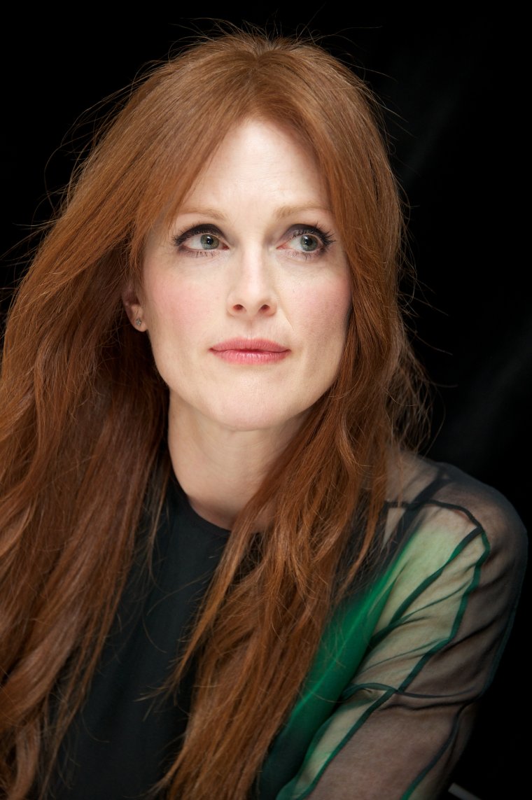 Актриса Мур Джулианна