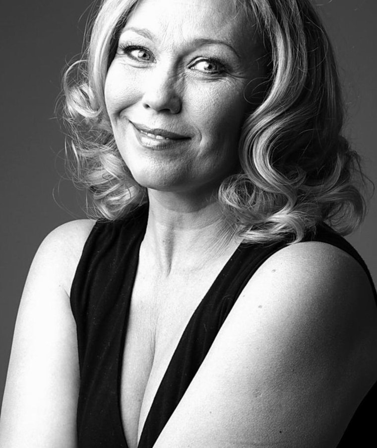 Миронова, Оути, Пурик