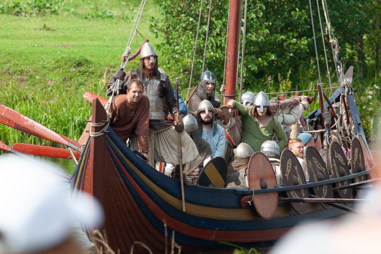 Ладья викингов Русборг