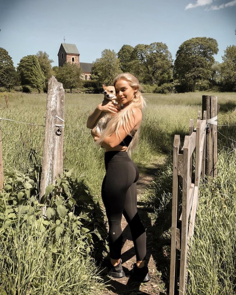 Анна Нистрём - шведская фитнес модель