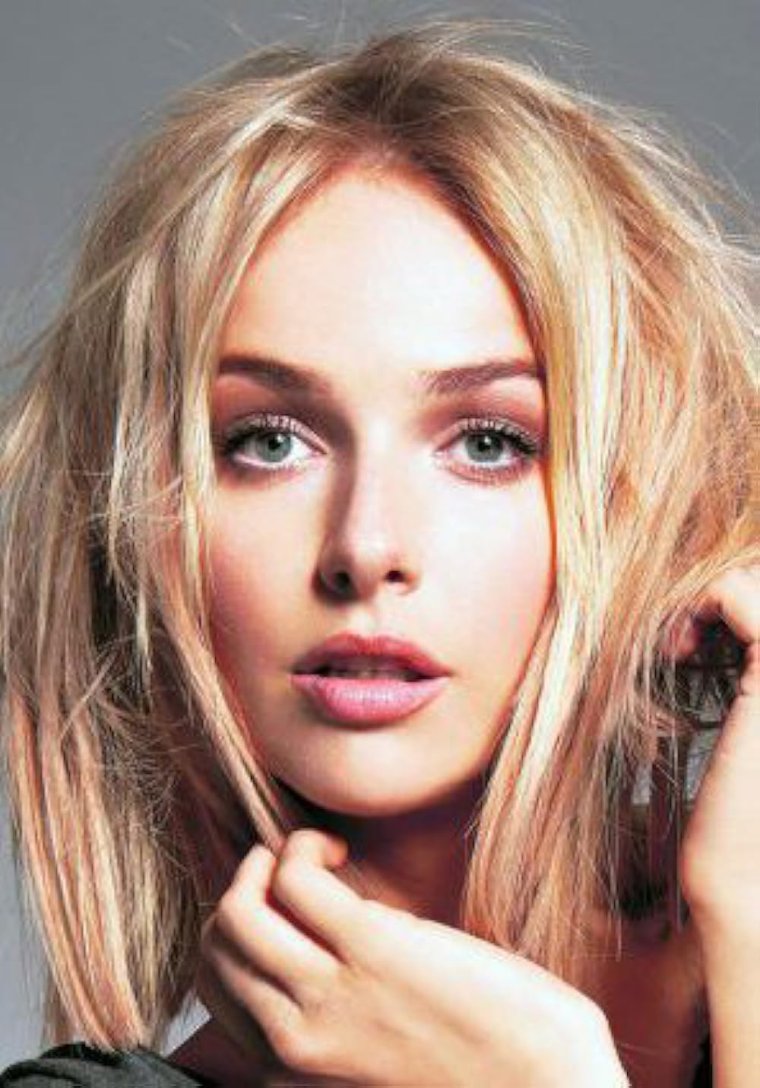 Актриса Магдалена Мельцаж