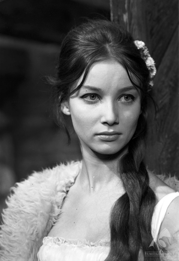 Польская актриса пола Ракса