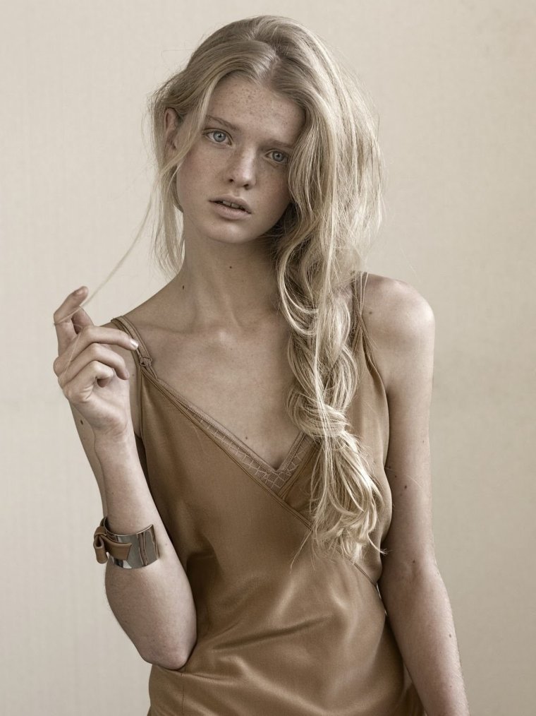 Модель Аннемари куус