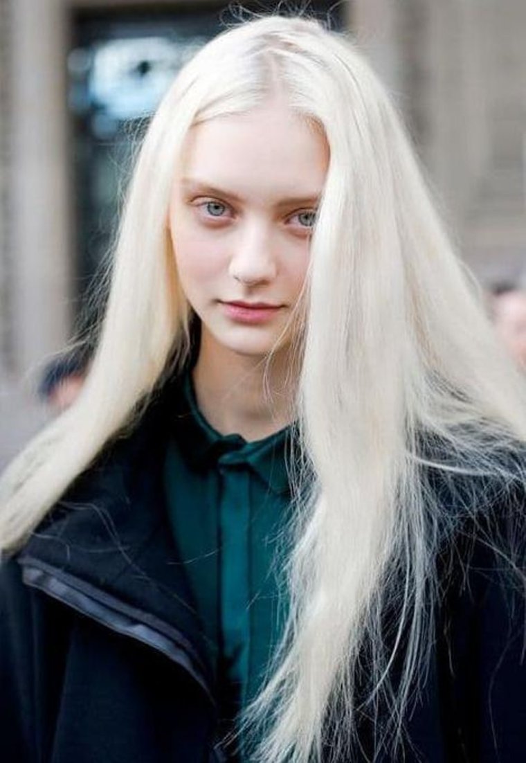 Настя Кусакина цвет волос