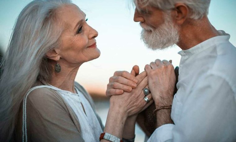 Влюбленные старики