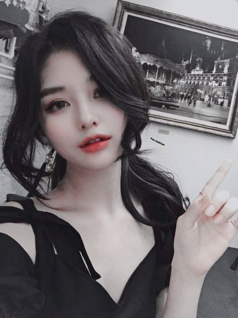 Кореянки ulzzang с чёрными волосами