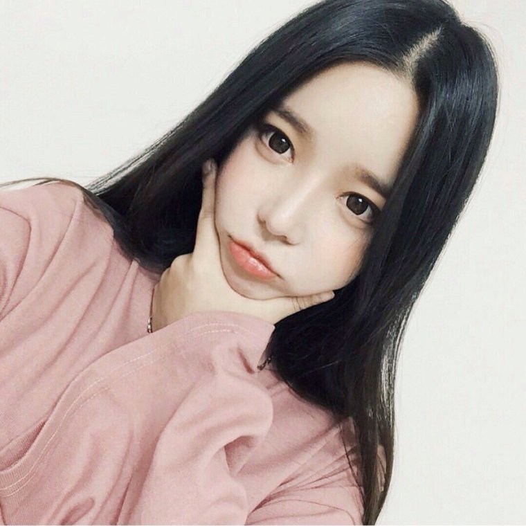 Кореянка Огай Селина