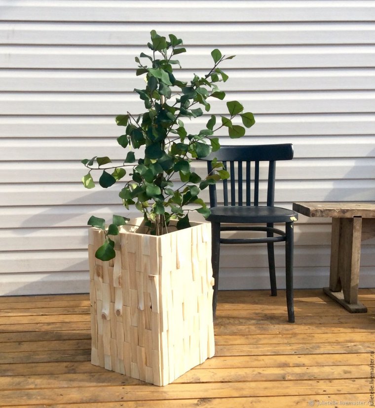 Горшки для цветов из дерева