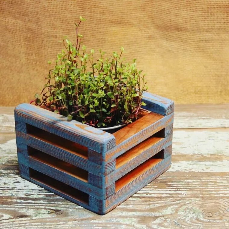 Ящик для цветов