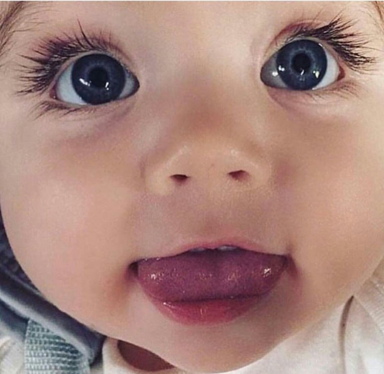 Дети с длинными ресницами