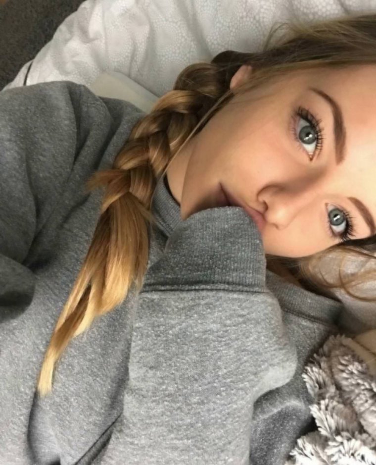 Девушки в домашних условиях