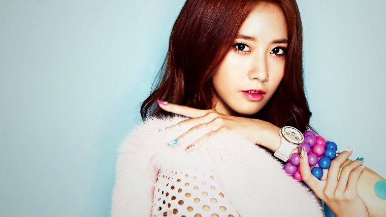 Ёну корейская певица