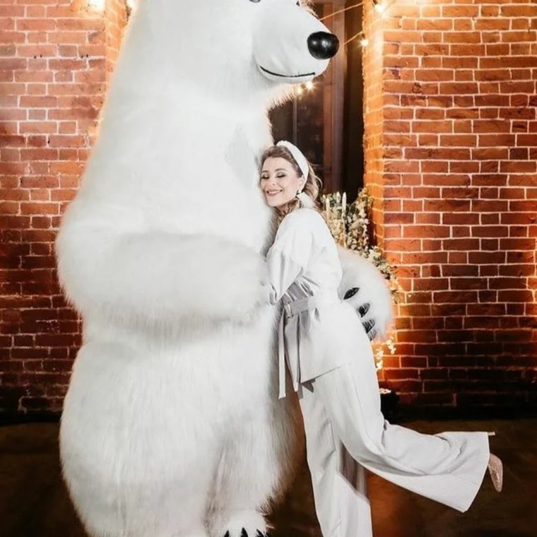 Большой ростовой медведь