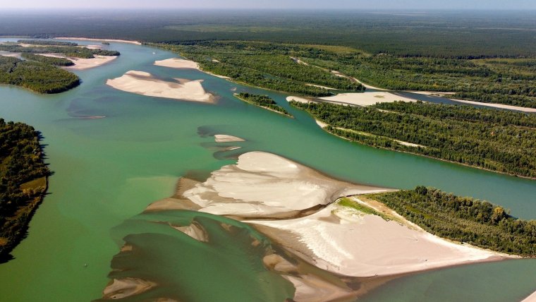 Обь и Иртыш слияние