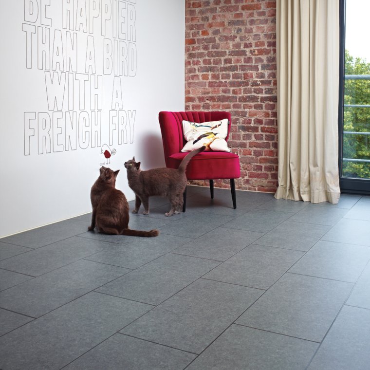 Кварц-виниловая плитка для пола